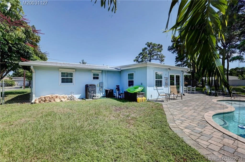 Photo of 1292 SE Madison Avenue
