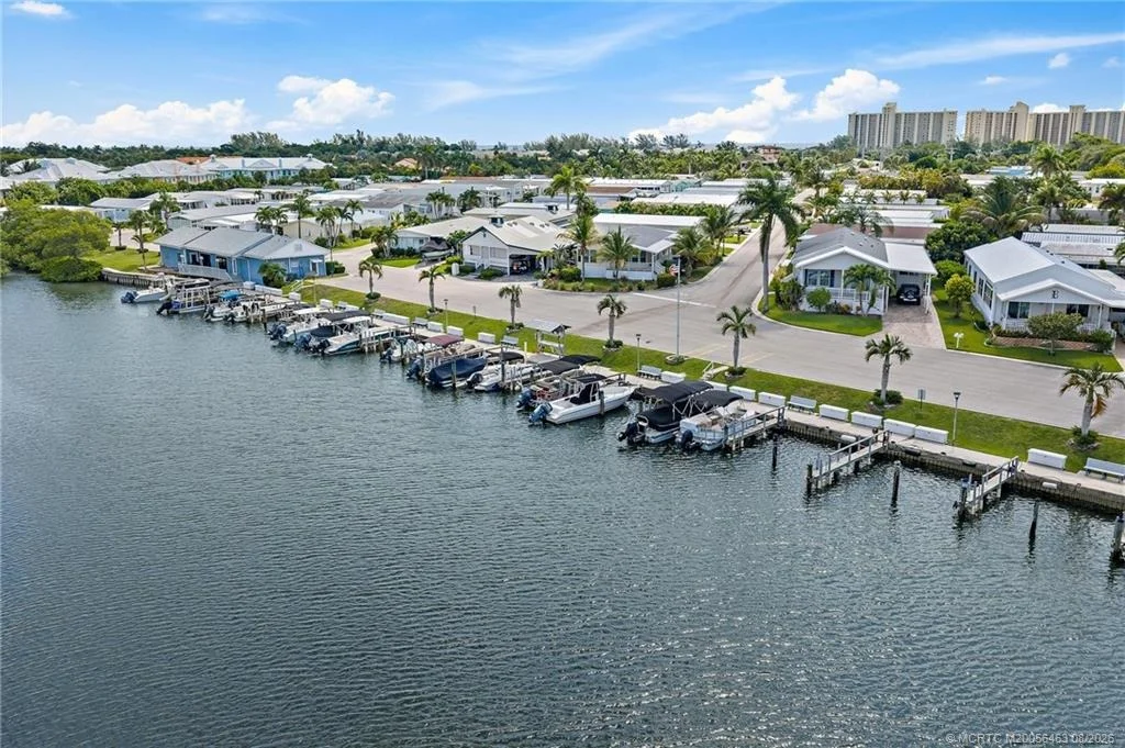Photo of Unit 33 at 400 N Highway A1a Highway
