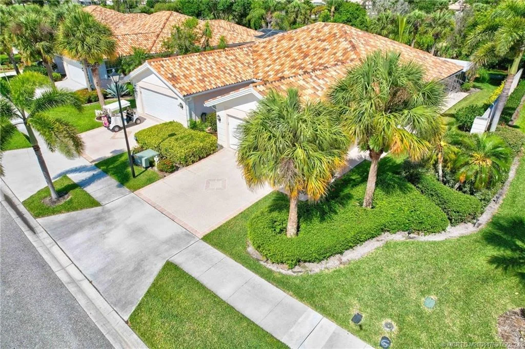 Photo of 8352 SE Double Tree Drive SE