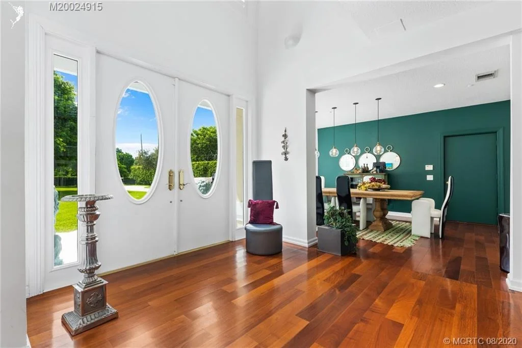 Photo of 19311 N Riverside Drive