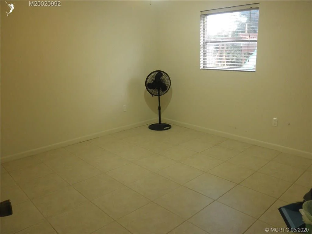Photo of 1750 NW Sunset Boulevard