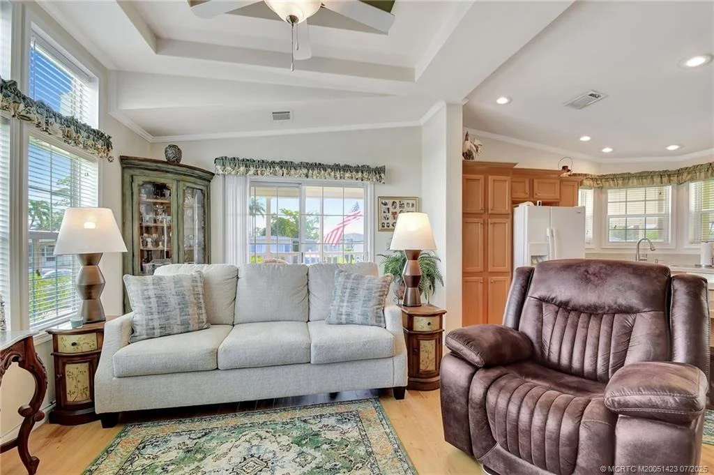 Photo of 4449 Royal Manor Boulevard