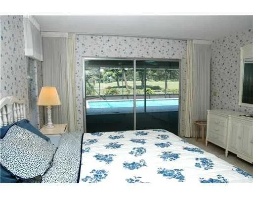 Photo of 3771 SE FAIRWAY West