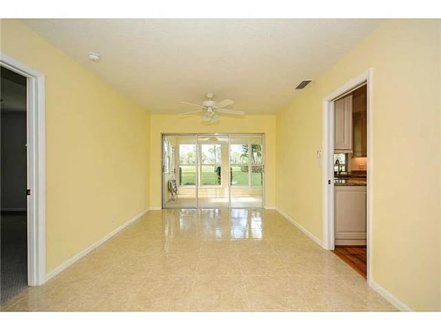 Photo of 3953 SE Fairway East