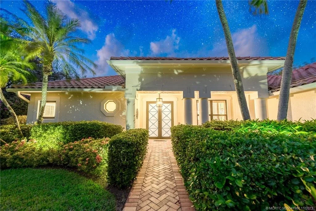 Photo of 4 Ridgeland Drive