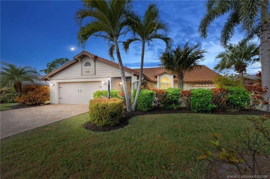 Photo of 1828 SE Coronado Lane