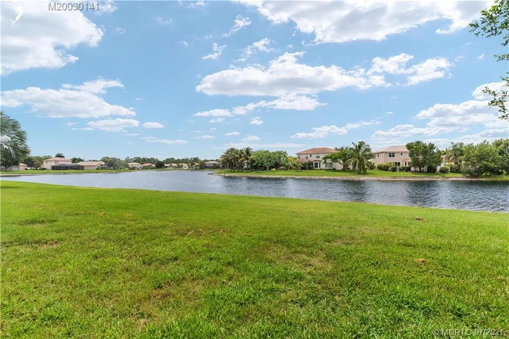 Photo of 1385 SE Legacy Cove Circle