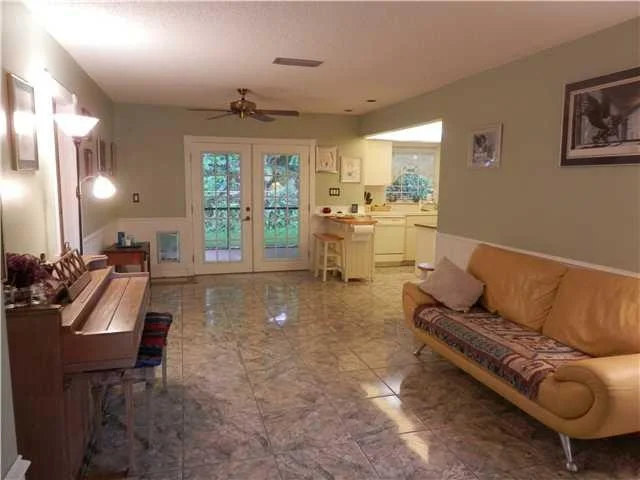 Photo of 2563 SE Saint Lucie Boulevard