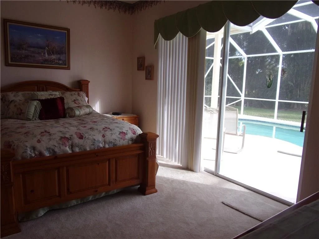 Photo of 7325 SE Seagate Lane SE