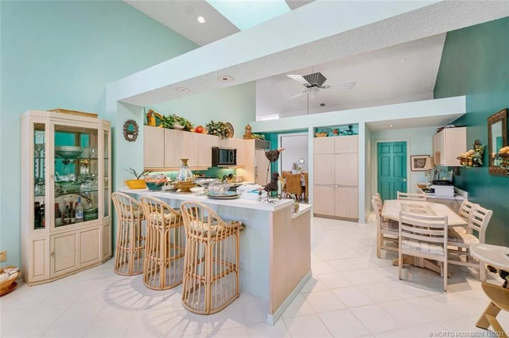 Photo of 6947 SE Harbor Circle