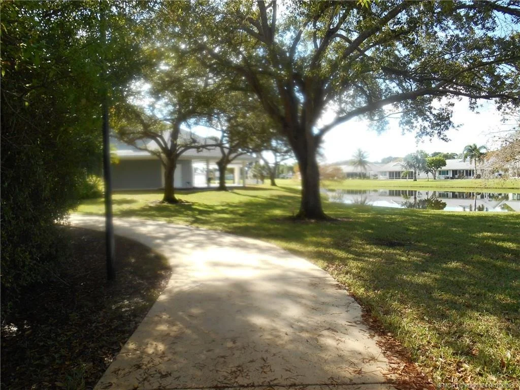 Photo of 7110 SE Lillian Court