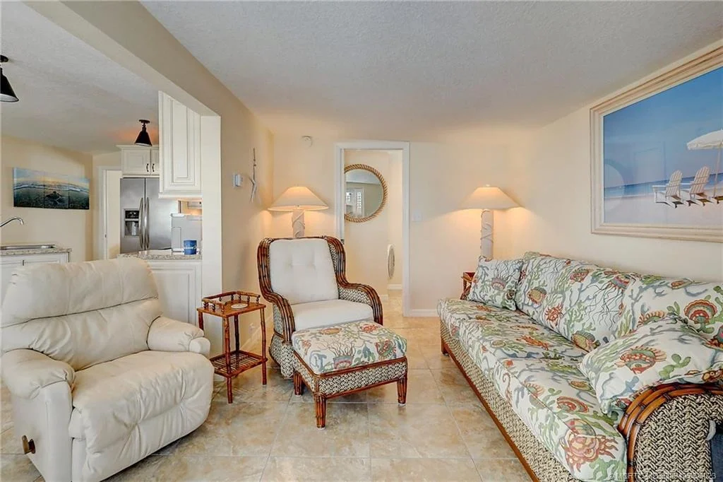Photo of 142 Nettles Boulevard