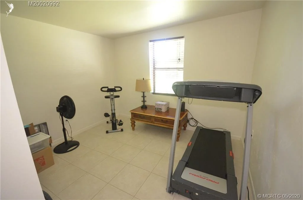 Photo of 1750 NW Sunset Boulevard