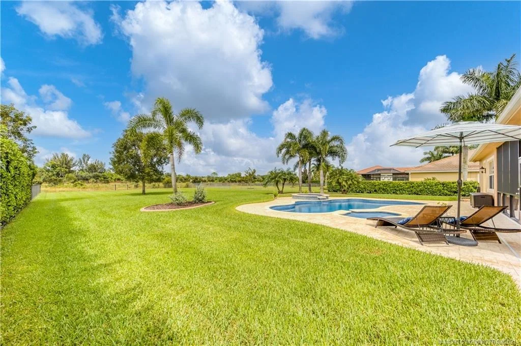 Photo of 571 SE Tres Belle Circle