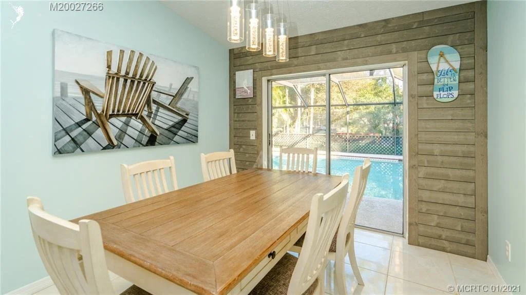 Photo of 7910 SE River Lane