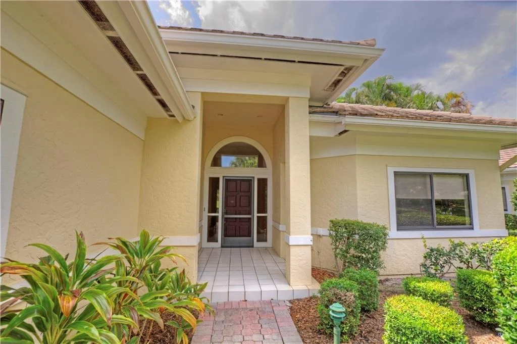 Photo of 6908 SE Pacific Drive