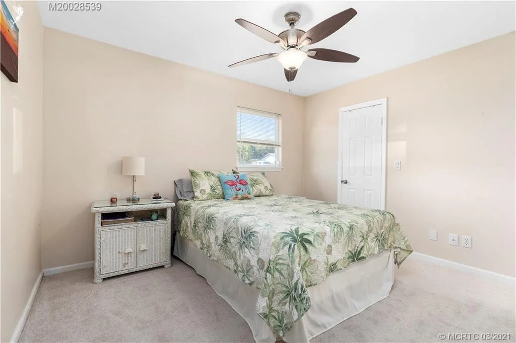 Photo of 953 NW 12th Terrace NW