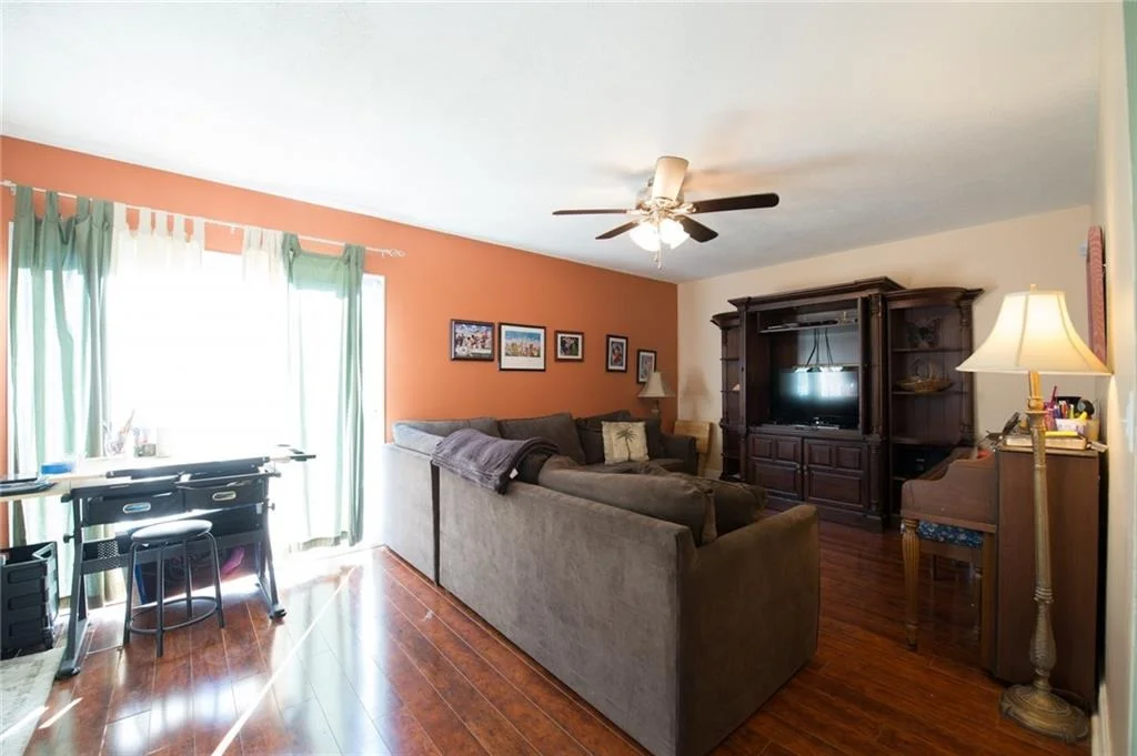Photo of 984 NW 12th Terrace