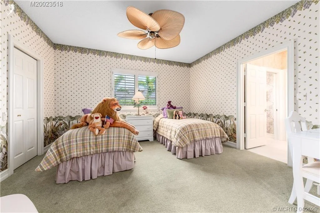 Photo of 1920 SE Colony Way