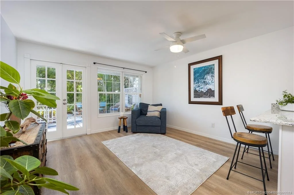 Photo of 504 SE Parkway Drive