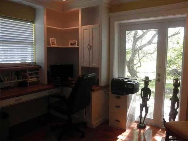 Photo of 466 SE Cardinal Trail