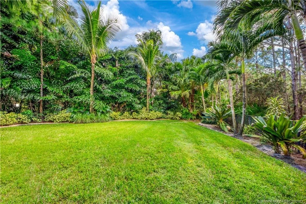 Photo of 310 SE Paysage Trail