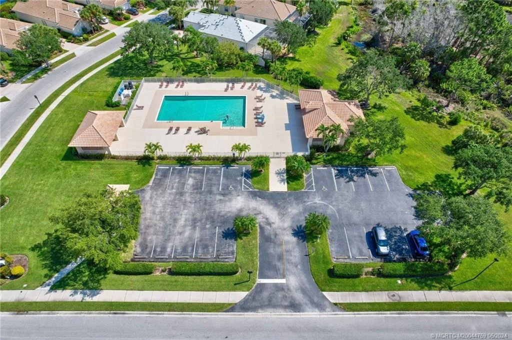 Photo of 8352 SE Double Tree Drive SE