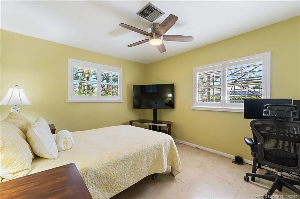 Photo of 3011 SE Fairway W