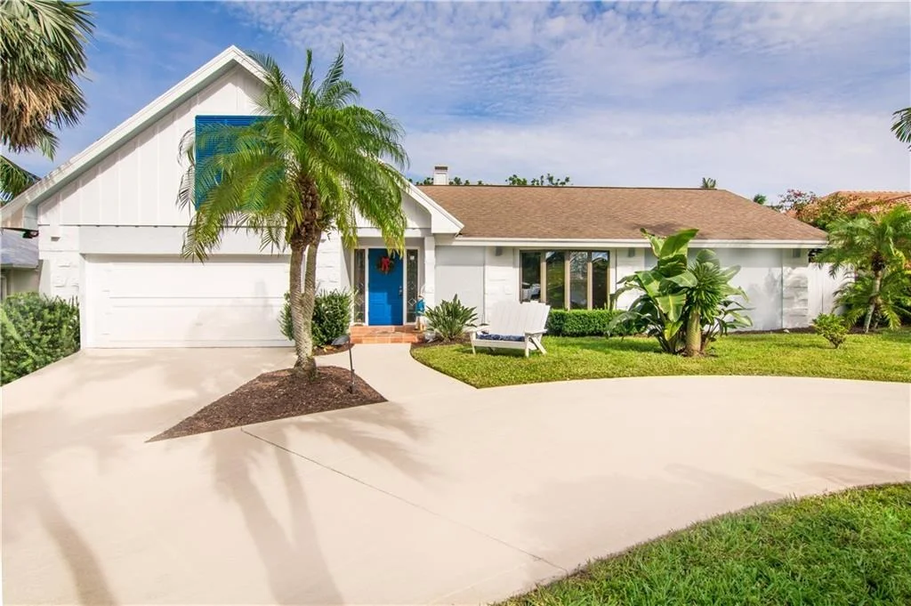 Photo of 19 Leeward Circle