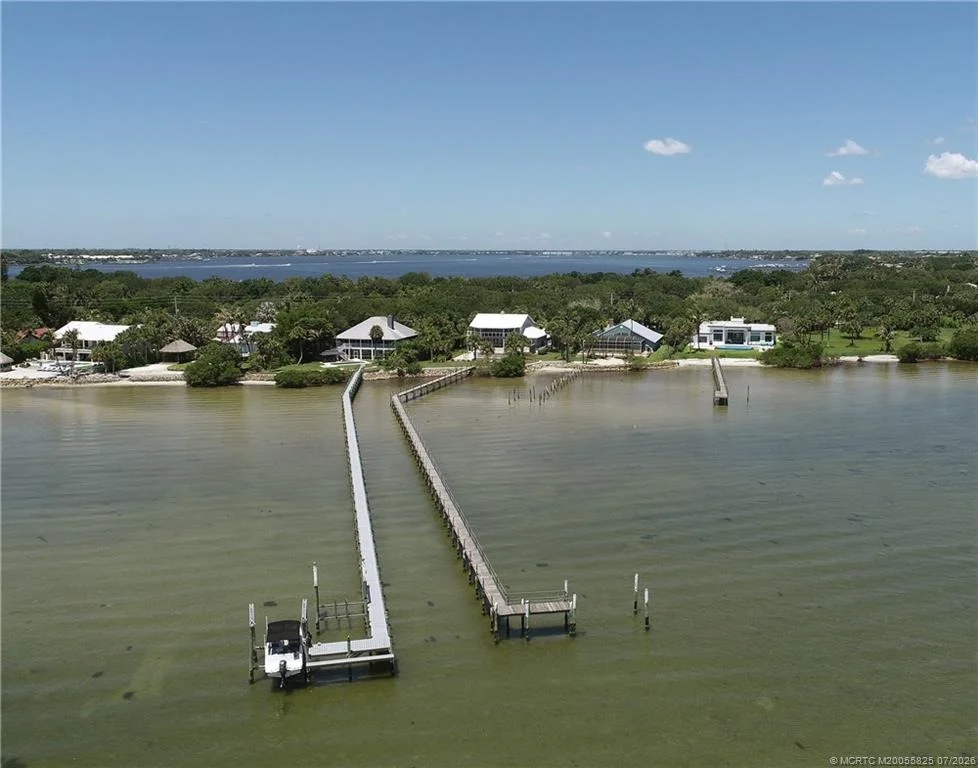 Photo of 114 N Sewalls Point Road
