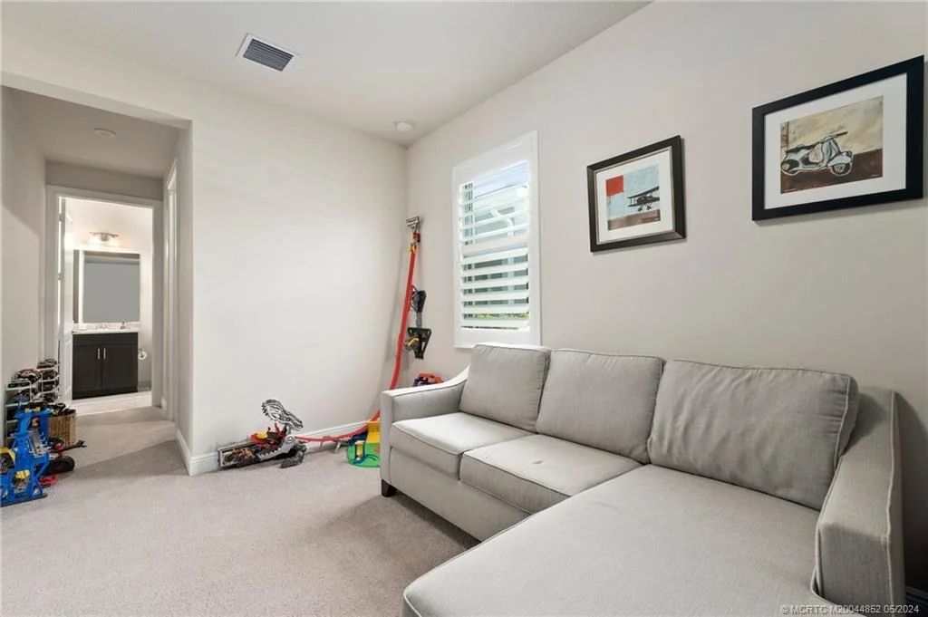 Photo of 5083 SW Winchester Drive
