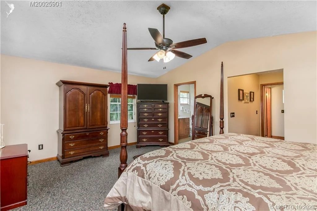 Photo of 1724 SW Gregor Way