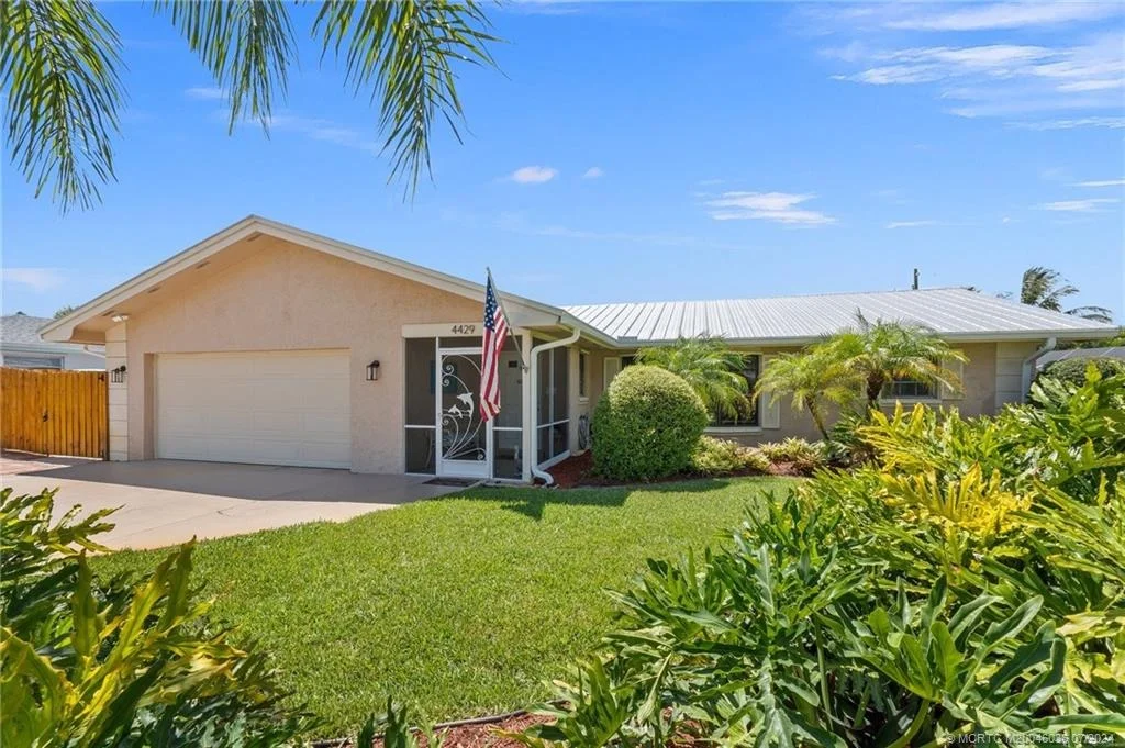 Photo of 4429 SE Bayshore Terrace