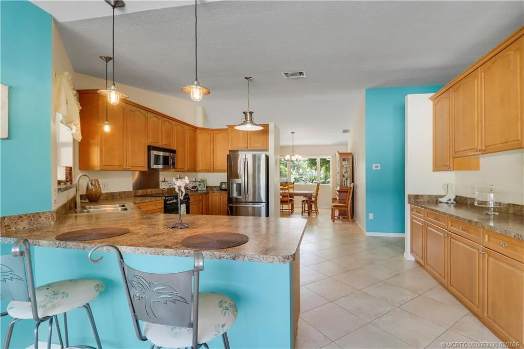 Photo of 5439 SE Horseshoe Point Road