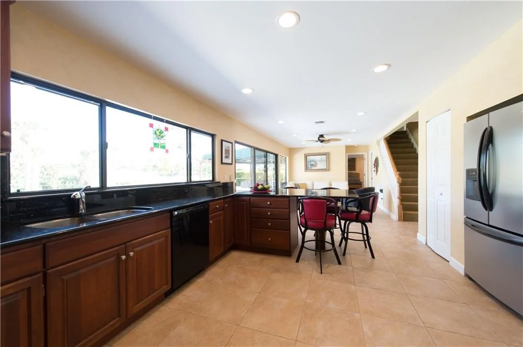 Photo of 834 NW Spruce Ridge Drive