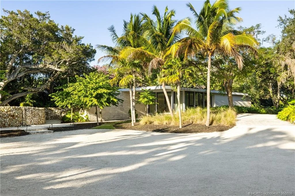 Photo of 109 S River Road