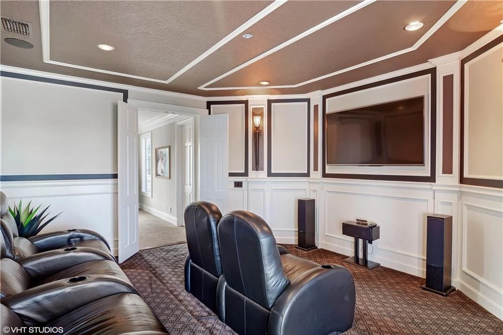 Photo of 7000 SE Harbor Circle