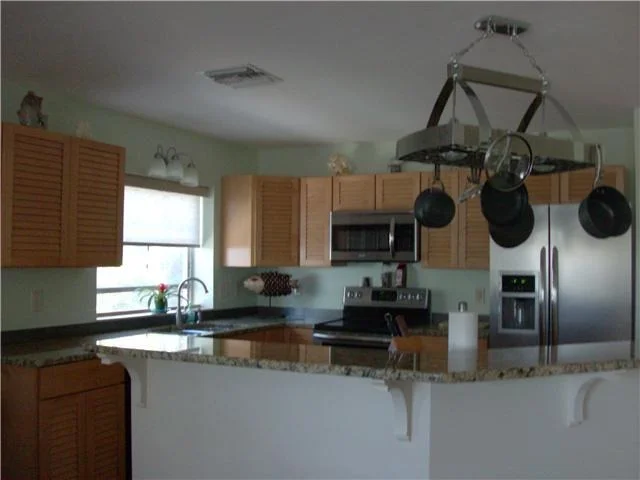 Photo of 4323 SE Bayshore Terrace
