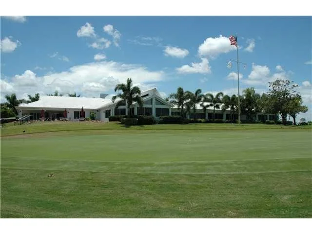 Photo of 4283 SE Fairway East