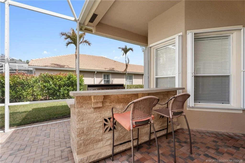 Photo of 758 SW Blue Stem Way