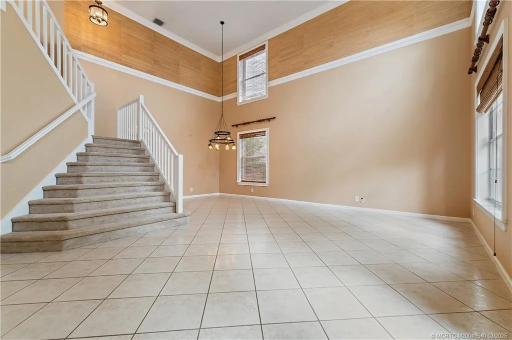 Photo of 1100 Lakeshore Drive