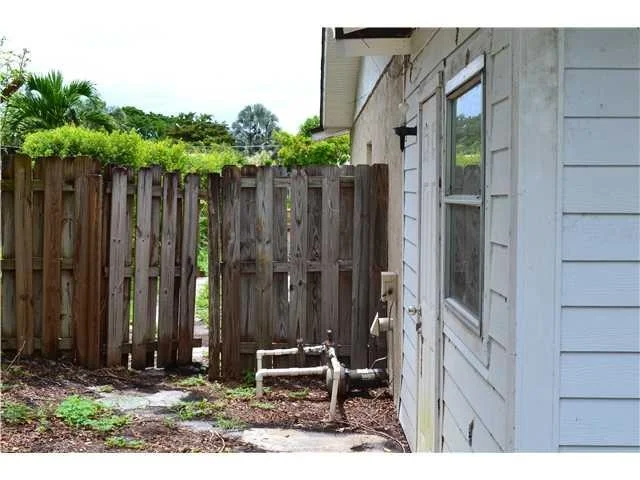 Photo of 1241 SE Seashell Lane