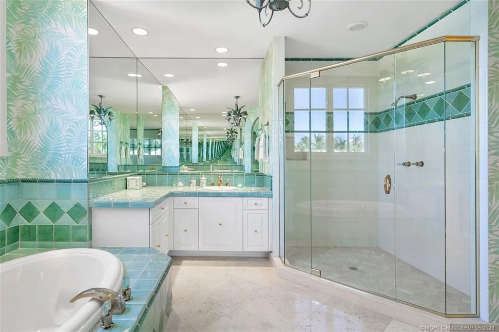 Photo of 7032 SE Harbor Circle