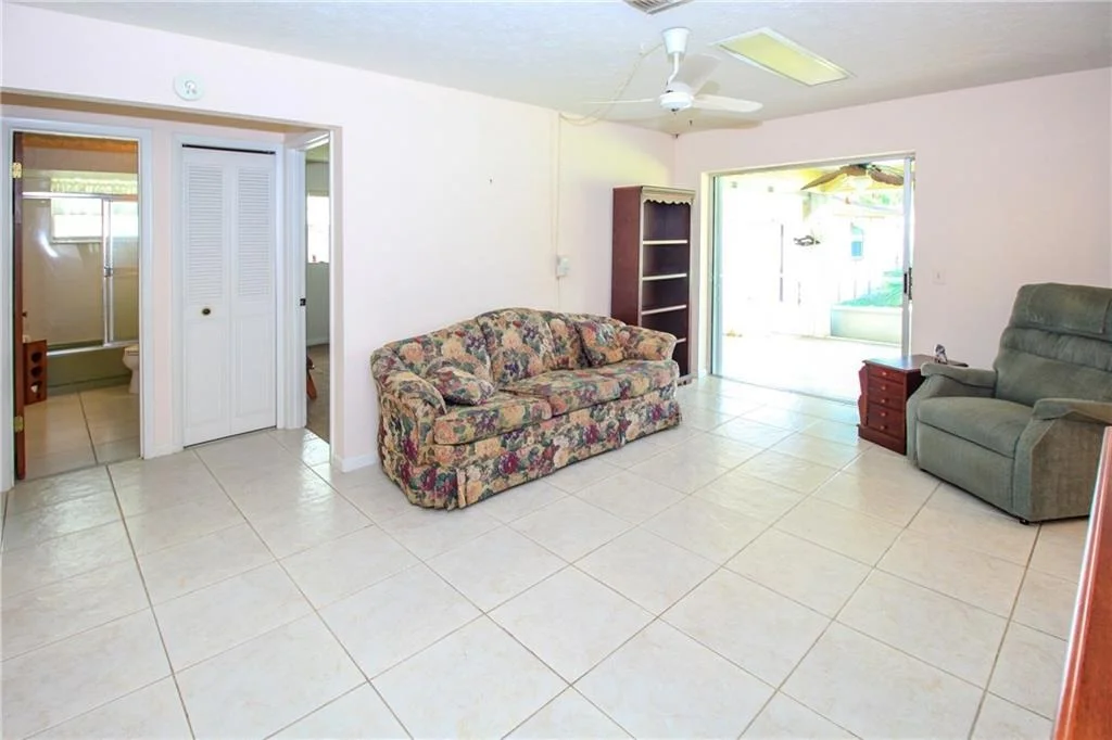 Photo of 5500 SE Paramount Drive