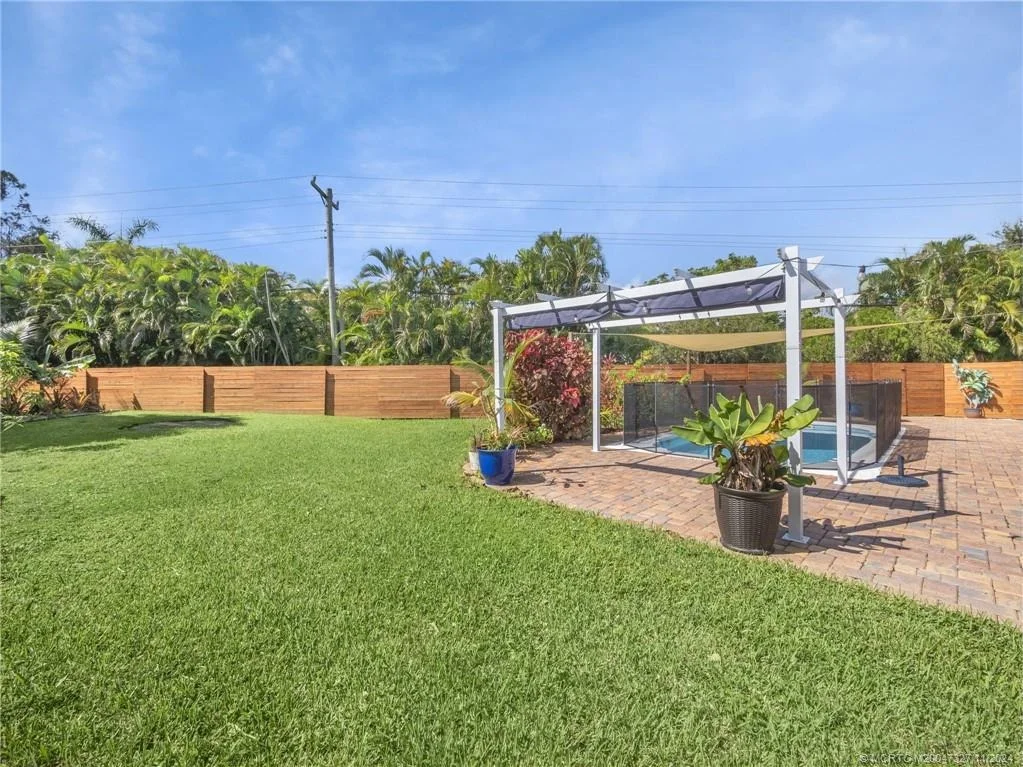 Photo of 723 NW Spruce Ridge Drive