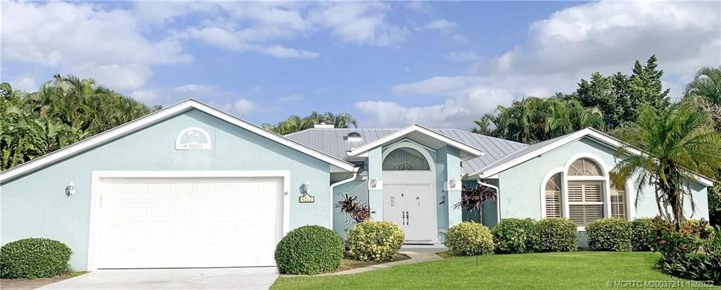 Photo of 4212 SE Rainbows End