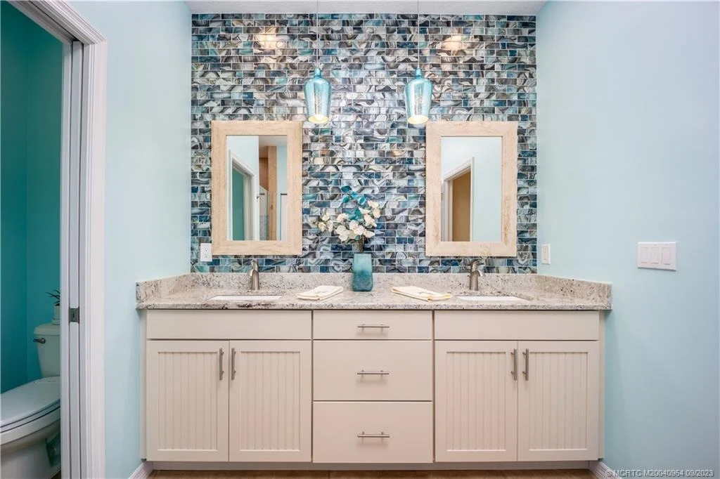 Photo of 4175 NW Oakbrook Circle