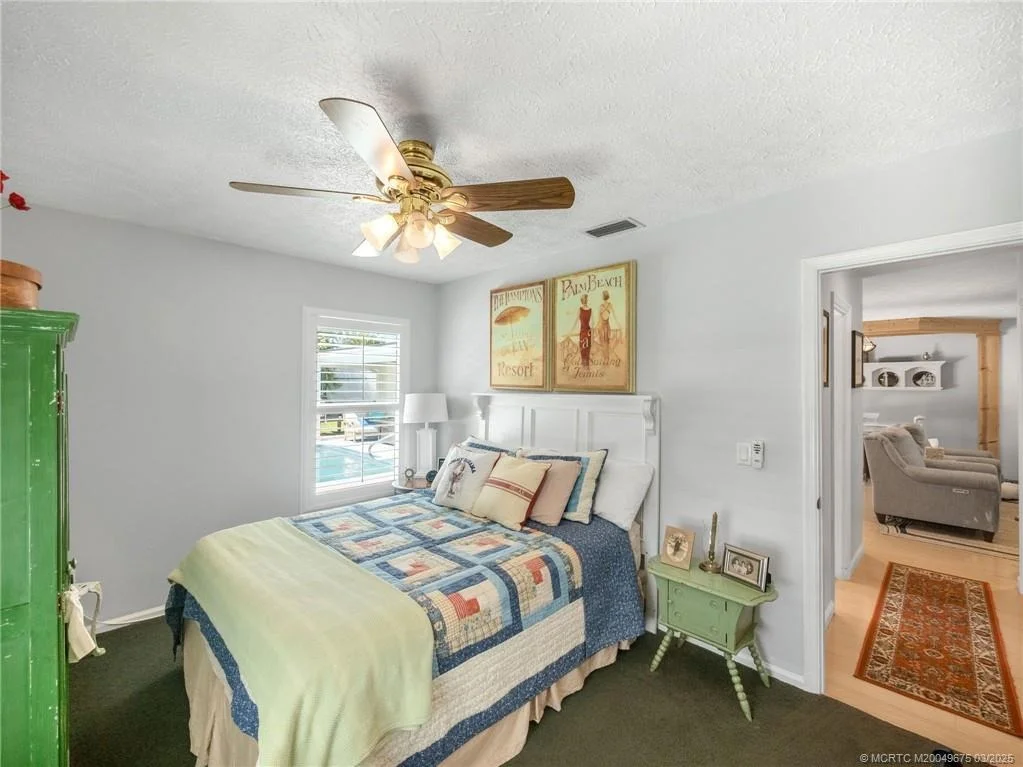 Photo of 1318 SE Riverside Drive