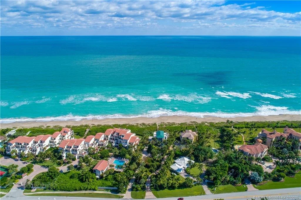 Photo of 4643 NE Ocean Boulevard