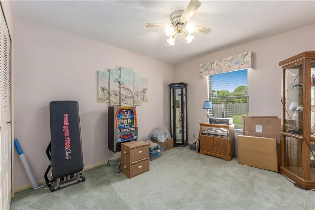 Photo of 5715 Sunset Boulevard